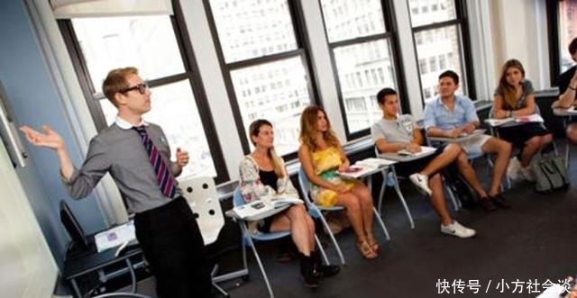 中国教师工资在国际上是啥水平？这个国家让人羡慕…