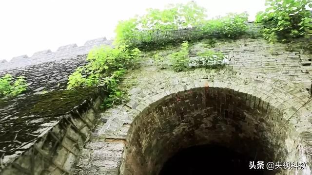 中国影像方志|恩施：大峡谷清江画廊美不胜收 土家族百米长宴歌声