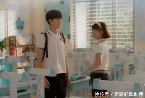 『女人』都很甜:林星辰和情敌在一起,陆一白眼神立马变了:别碰我女人!