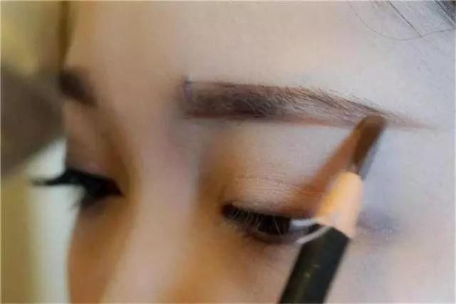 女生最常见画眉的4个误区，你中了几个?
