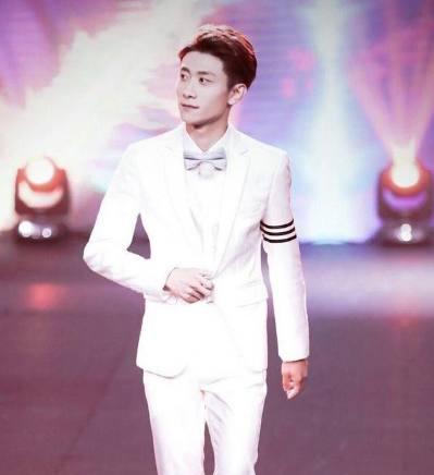 张一山宋妍霏恋情公开？多种实锤网友深信不疑，纷纷表示祝福！