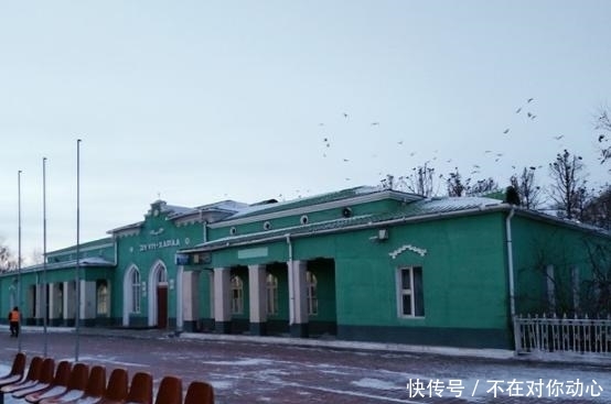 中国最“奢侈”火车,票价比坐飞机还贵,依旧吸引众多游客