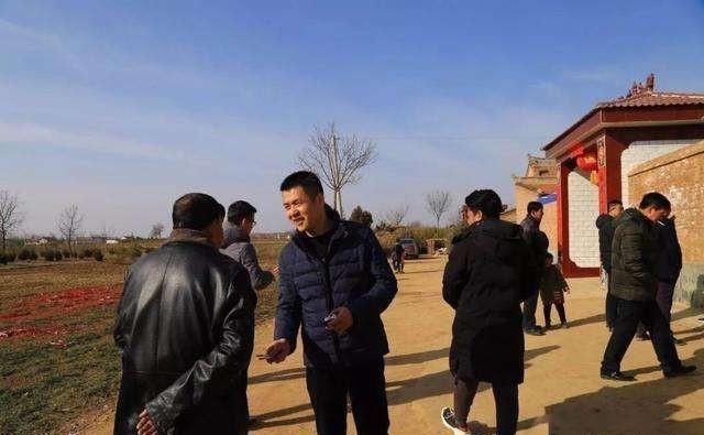 农村春节兴起5大怪象，农民感叹年味淡了，专家说：世道变了