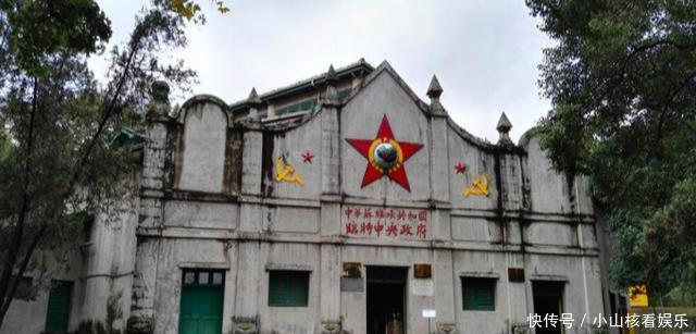 江西省面积最大、人口和下辖县市最多的地级市