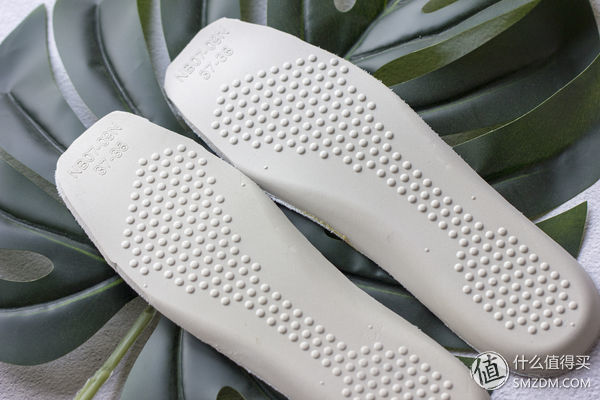 【好物分享】 篇十:方头AJOY SAHU小白鞋，穿出与众不同style!