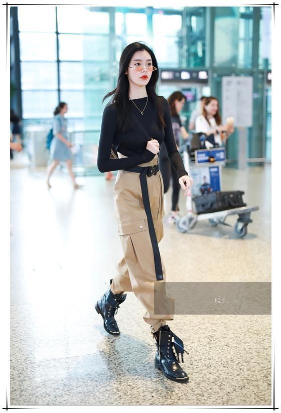 当韩雪和奚梦瑶同穿露脐装，网友：终于见识到什么是真正水蛇腰了