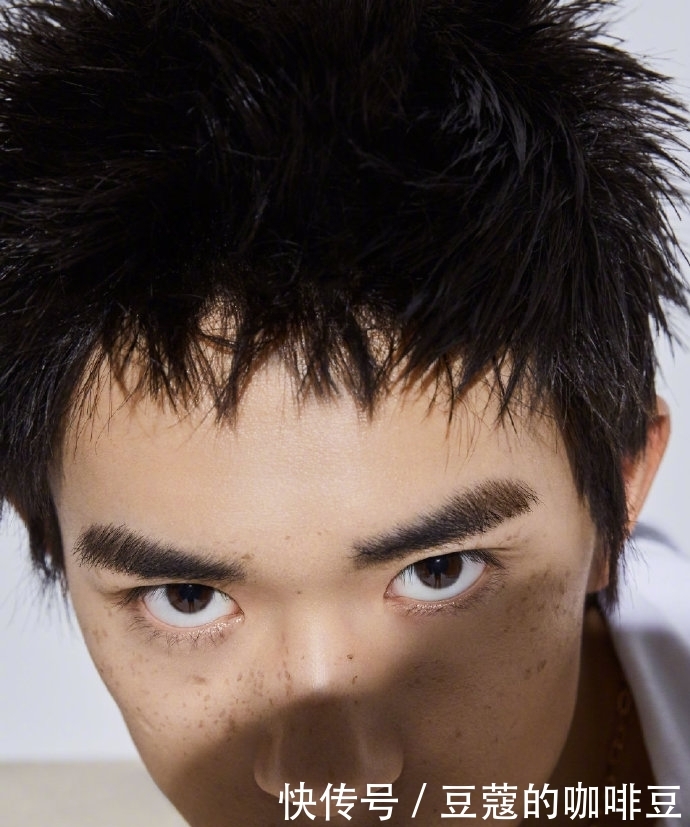 易烊千玺演唱会一般价格