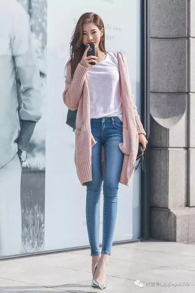 街怕：格子修身裤配花色高跟鞋，打造高级又时髦的穿搭