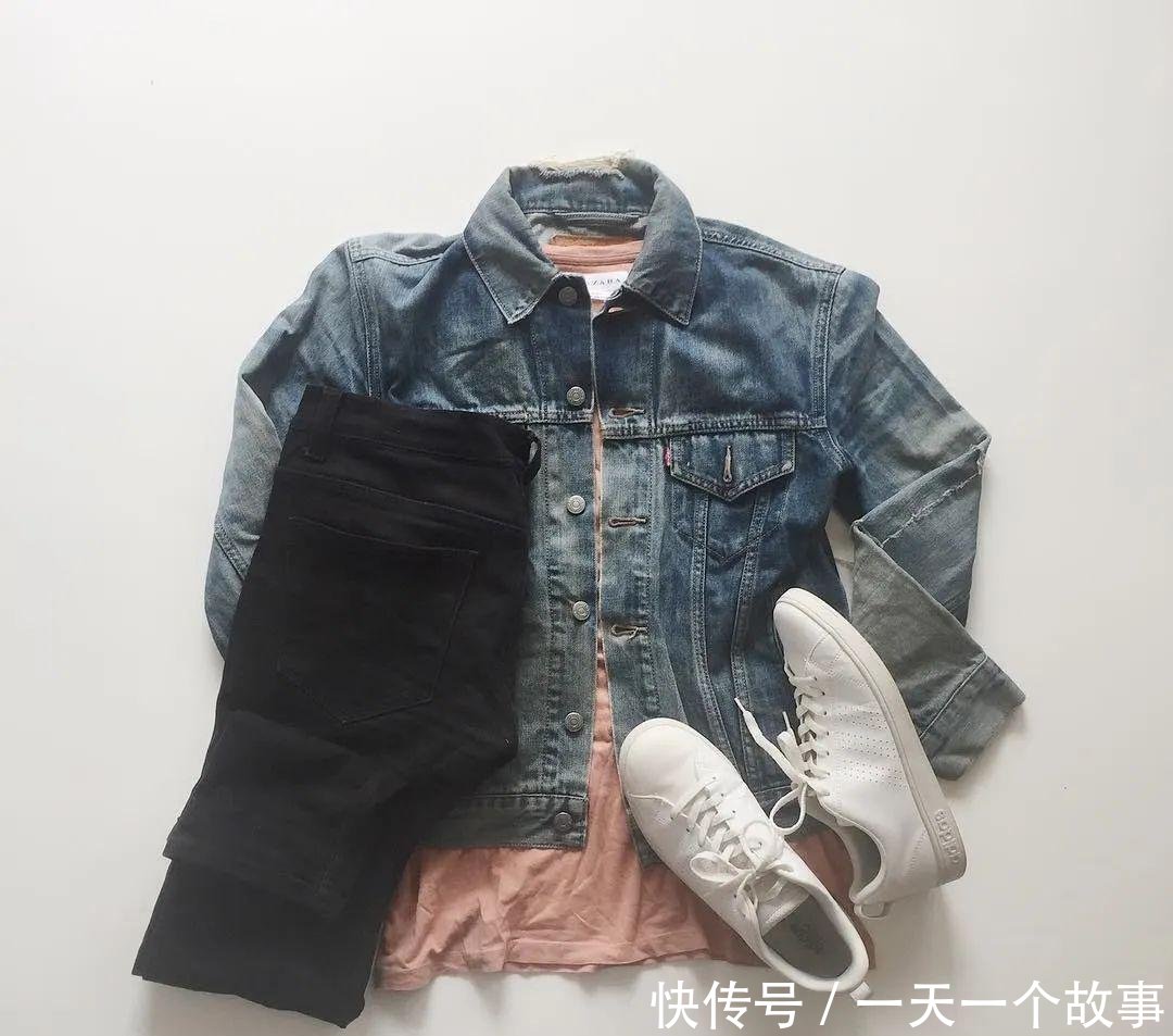  『上衣品牌』帅男，你的牛仔衫，这样穿人见人爱！