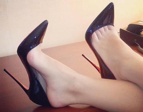 高跟鞋不同的高度,才能有不同的气质