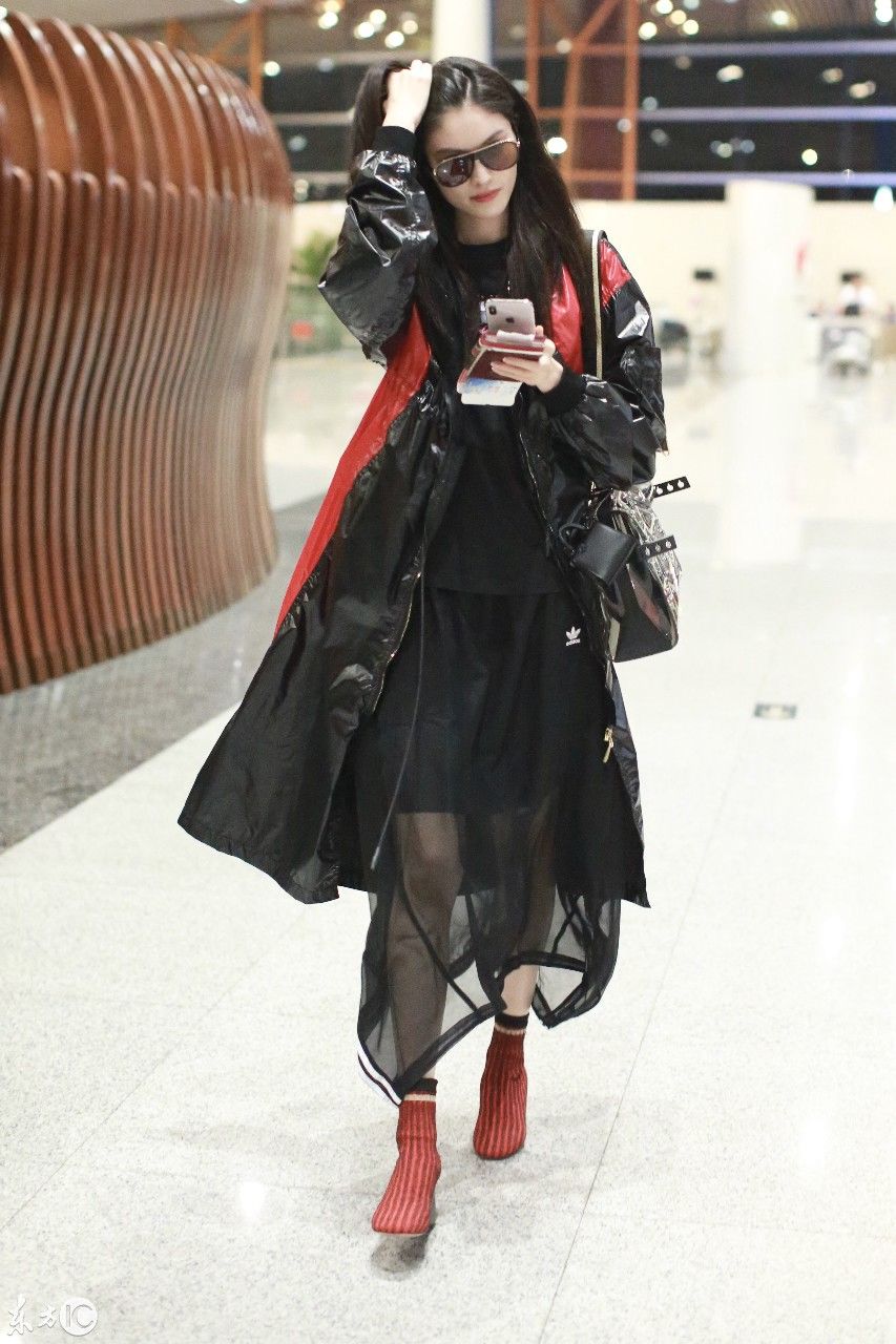 备受欧美时尚圈欢迎的中国超模--何穗