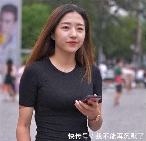 「 美女」每一时刻都事时尚瞬间，优雅时尚的街拍美女彰显女人味