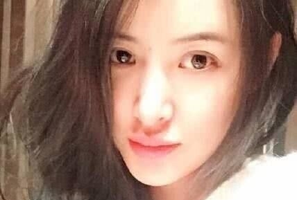 『气质』汪峰第三任妻子康作如近照:40岁气质出众,曾公开斥责汪峰不忠