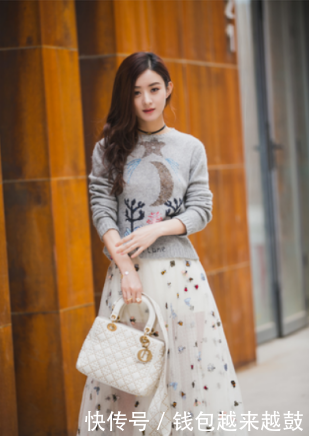 ?赵丽颖恋情终于被实锤，众网友表示欢庆，冯绍峰这下真是赚到了