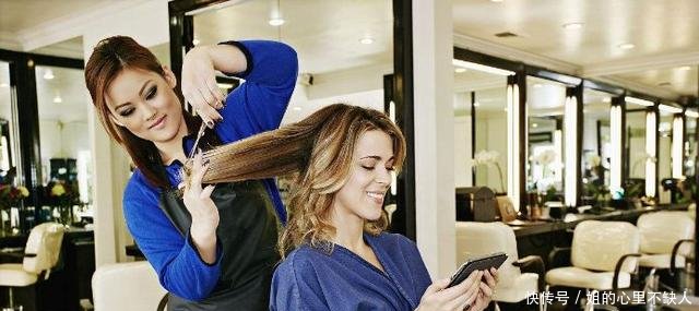 为什么染发时理发师们从没有推荐我们染黑色的原来有这么多猫腻