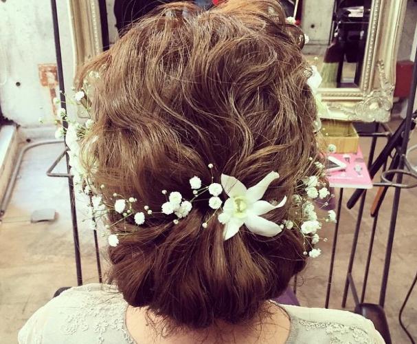 女人的钱最好赚？流行美专注女性头饰，轻松把女性钱财收入囊中