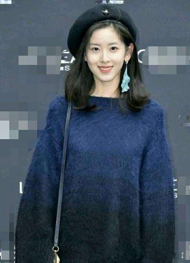 章泽天镜里镜外判若两人, 网友: 被打回了原形!