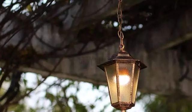 庭院设计：谈谈庭院照明的应用