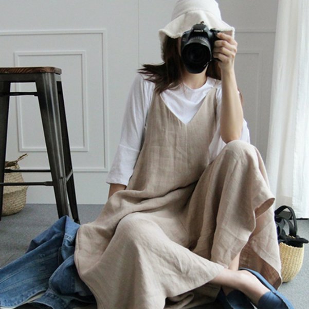 小姐姐还在犹豫穿什么，别犹豫了看看下面，在犹豫过冬了