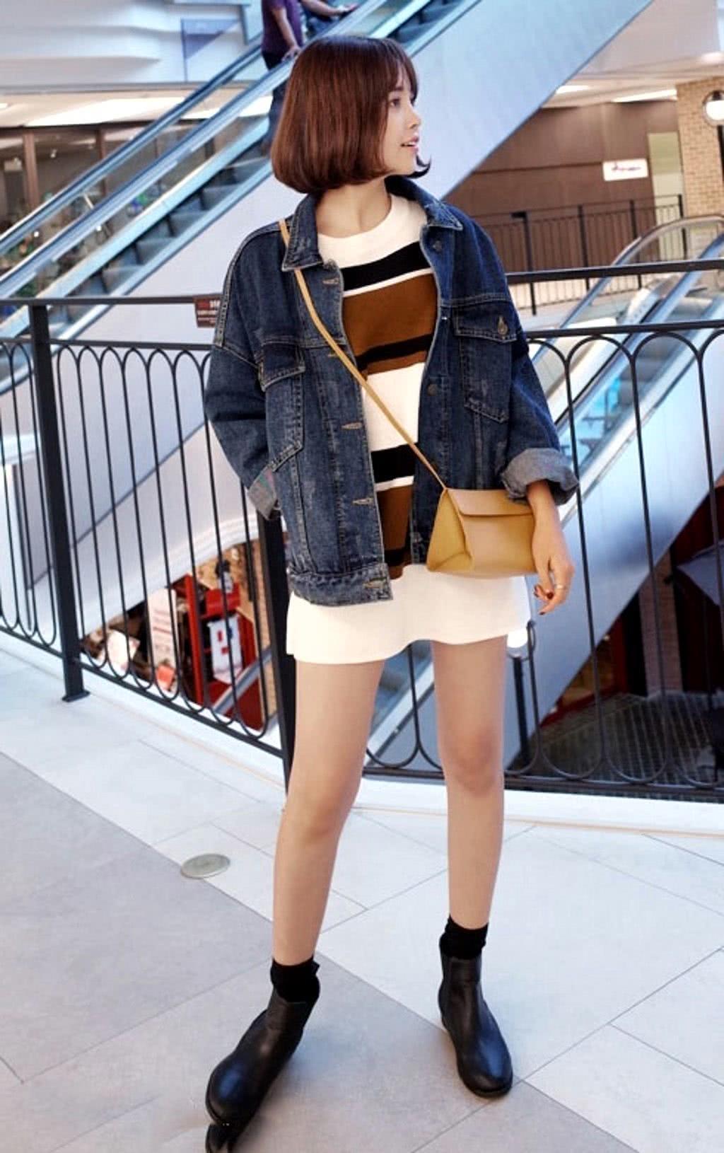 街拍：摄影师镜头下的美人，清爽性感，性感迷人，图7让人浮想联