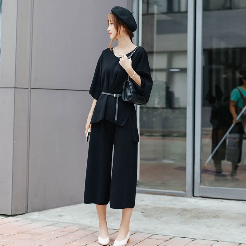 我虽然肉比较多，但我贼喜欢穿:阔腿裤套装，高级还看不出我很胖