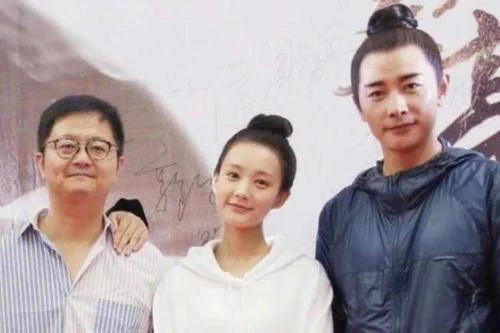 罗晋霸气回应结婚传言，四个字耐人寻味，唐嫣：让我静静