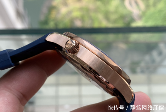  [高贵典雅]玫瑰金海马300，土豪必备腕表，不仅时尚别致而且高贵典雅