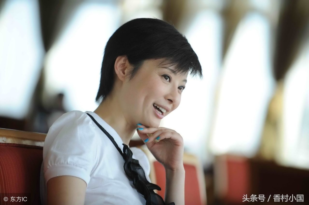 袁立再爆娱乐圈黑料，网友回应:干得漂亮