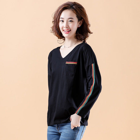 个子不高的女人少穿裙子，试试艳阳衫+短裤，不要高跟鞋也很美