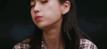 baby终于演技在线了?学热巴卖吃货人设,假吃骗观众?