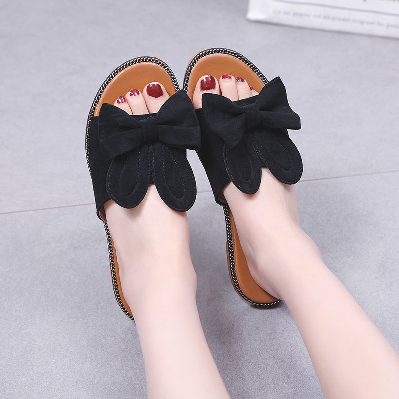 怪不得女人都不爱高跟鞋了，有着凉鞋谁还穿别的?