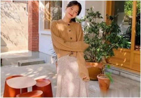  #春夏#在春夏交替的季节，女生可以穿这些裙子，既好看又显气质