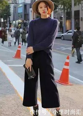 秋季穿搭：粗跟短靴，搭配各种短裙，又时髦又好看！