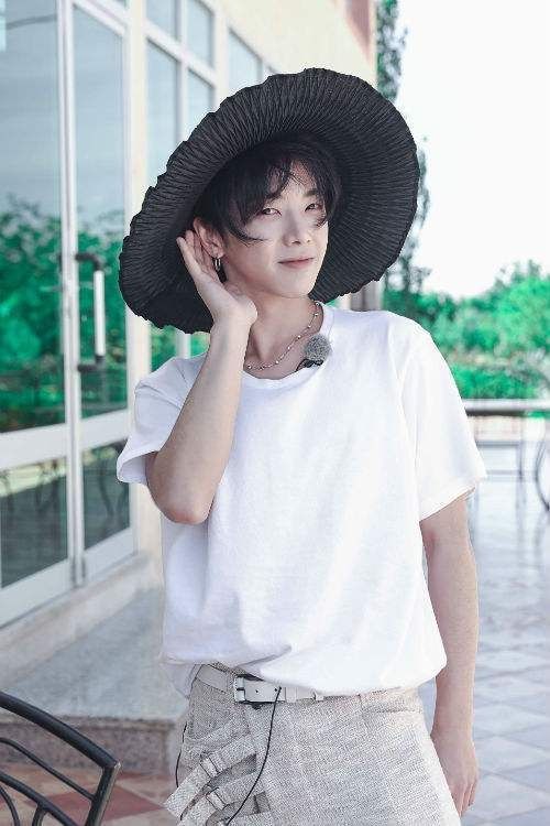 『花花』华晨宇曾经的她,还专门为她写歌,一个藏在心底的女孩儿