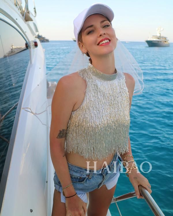 生娃当妈、身材走样，“宇宙第一博主”嘉拉法拉格尼  还是不是你