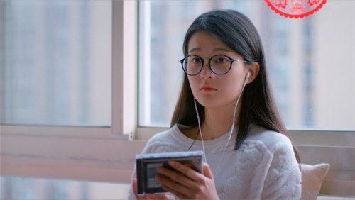 乔欣又不好好穿衣服了！玩转另类时尚的她分分钟钟逼死强迫症