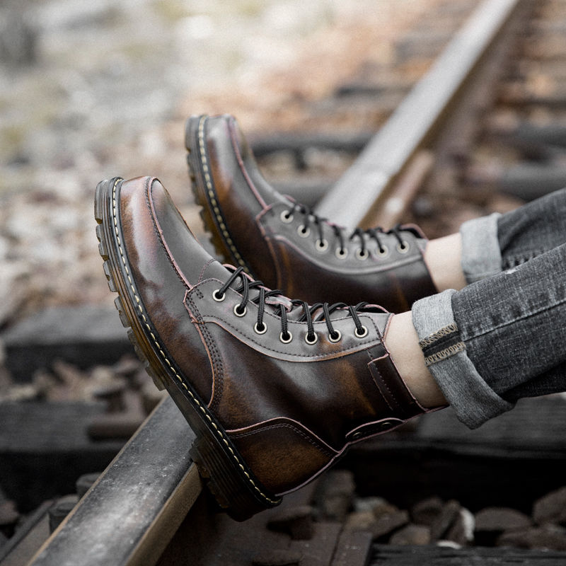 中国造新式军靴，保暖耐穿不闷汗不冻脚，男人味十足征服女神