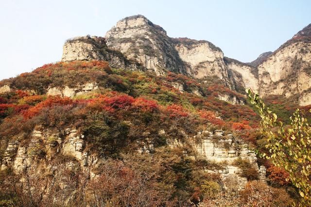 瑜伽山（草垛山）观弥勒赏红叶，融入自然亲近大地