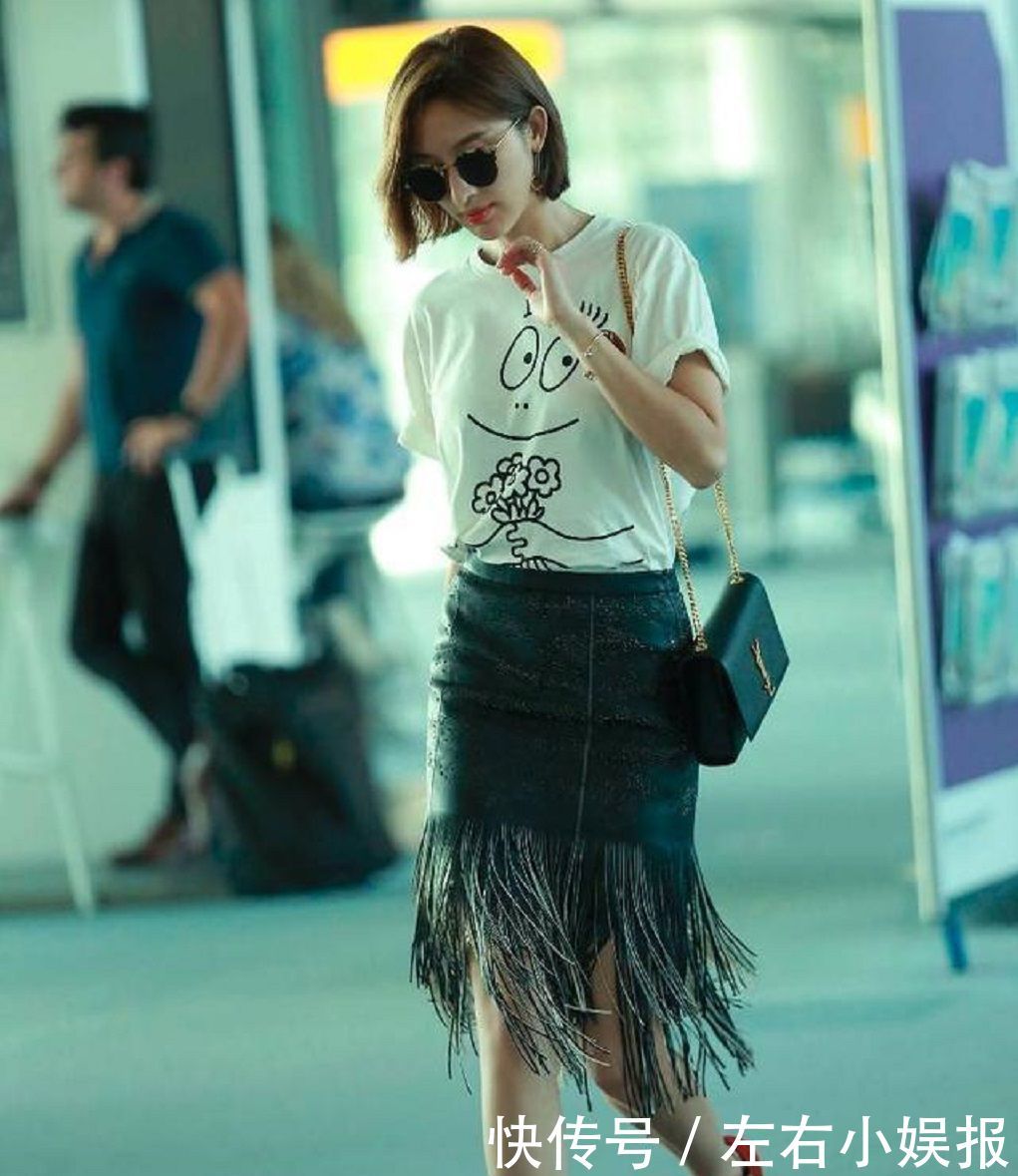  『搭配一』一说到裙子，相信大家都不陌生，毕竟每个爱美小仙女的衣柜里都有