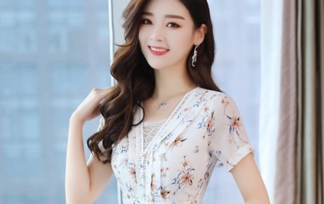 头一次见这么洋气的冷风裙，适合40岁左右的女人，女人味挡不住