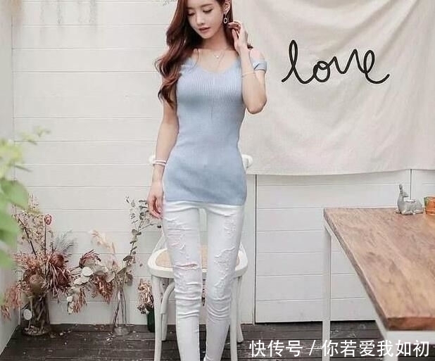 『 美女』穿出美好身姿,干练洒脱的牛仔裤美女