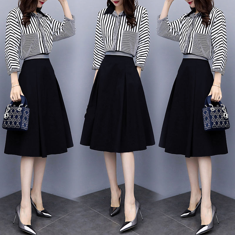 适合25-40岁女人的“赫本裙”，洋气大方，穿上既漂亮又迷人