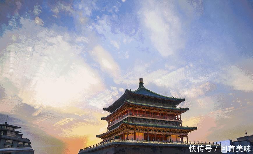 陕西正在修建一条通往湖北的新高铁，对促进西部大开发有重要意义