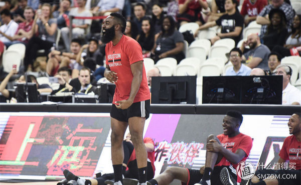 我为什么要买4双Adidas 阿迪达斯 Harden Vol.2?