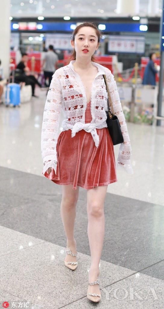 宋茜、谢娜、欧阳娜娜都大爱的衬衫｜也解锁新的穿搭方式了