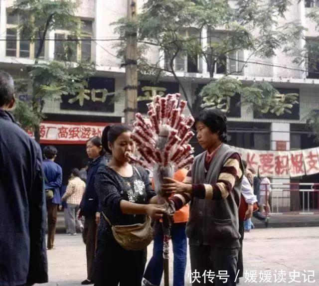 70年代，解放碑还是最高的建筑——老照片上的重庆记忆