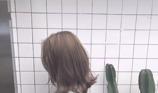 『棕色』选对发色,让你皮肤白的发光!