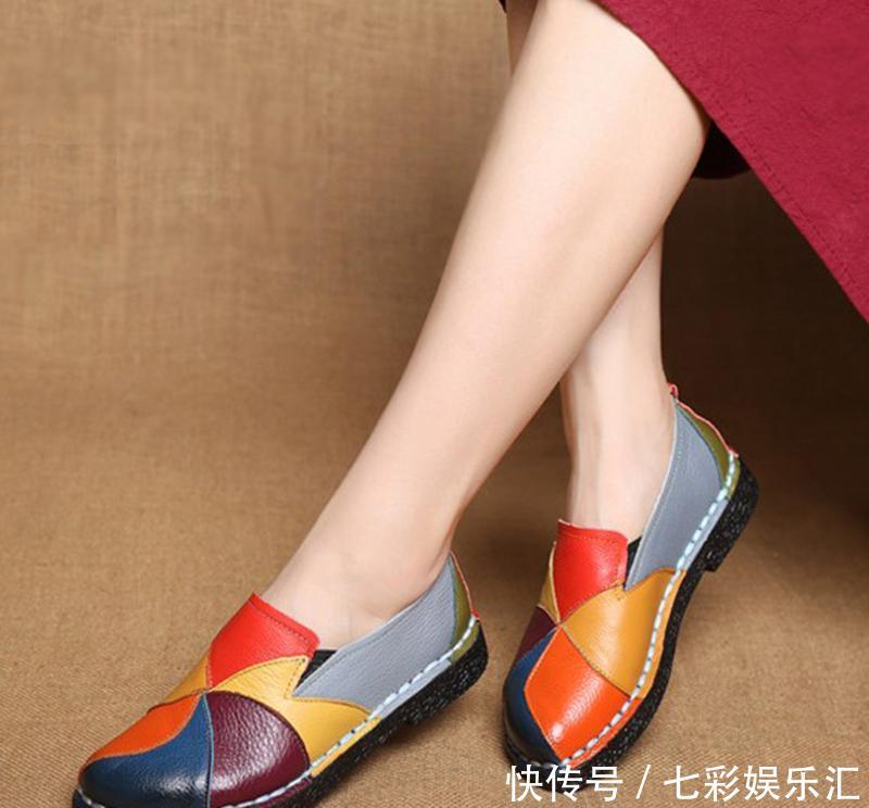 42岁老婆从不穿裙子，天天穿这运动套装，年轻10岁，超显美嫩