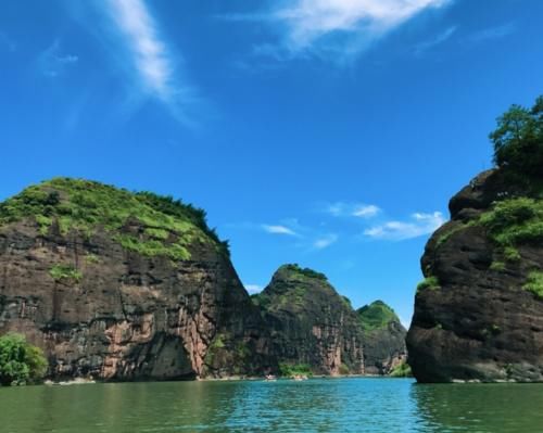 又一景区被游客“抛弃”：门票价格疯涨，从人山人海到无人问津