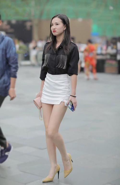 「有型」选择简约有型的穿搭,让你轻松演绎自信靓丽的美